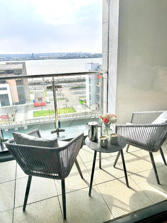 Novu Waterfront Apartment