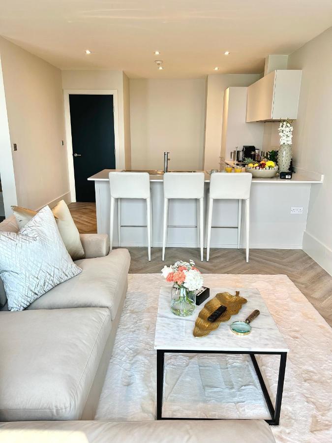 Novu Waterfront Apartment *